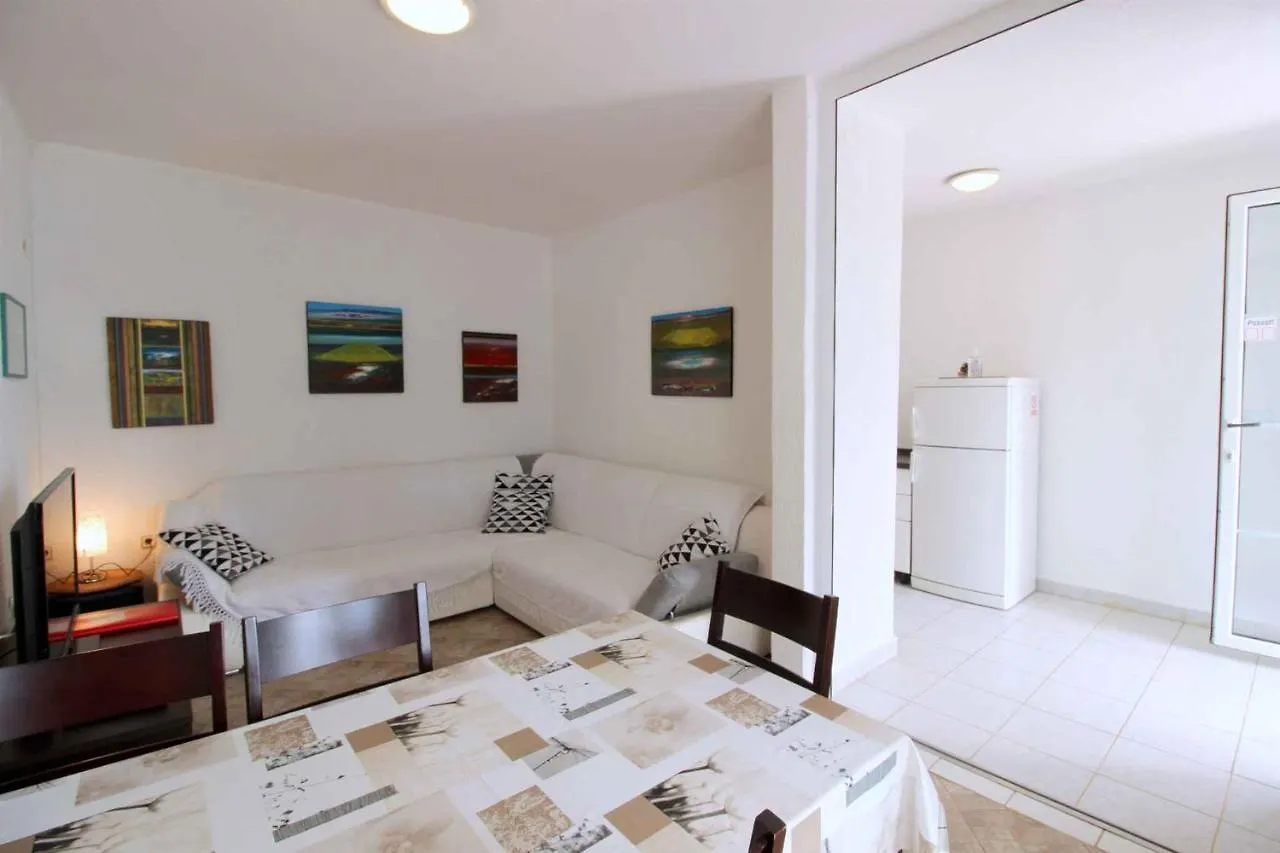 Apartment In Novigrad/Istrien 9401 Novigrad Istria